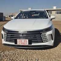 ٤٠٠٠ كم • أبيض • عجلات كروم