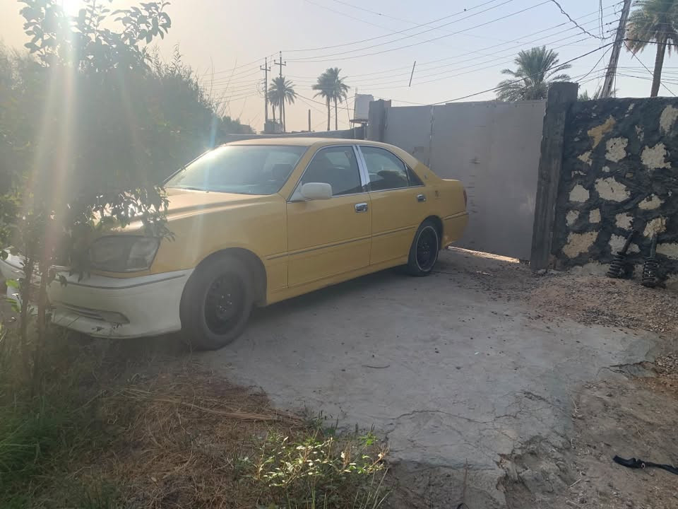 ملكة موديل 2005رقم احمر بيه خط نجف بغداد جاهزة من كلشي محرك دي فورالصغير تبريد مكينه كير خير من الله مكفولة من الكص والنقل جثة مصفرة هية وغرامات رقمة بغداد بيع أو مراوس السعر 35 ورقة وبيه مجال الشراي اتصال فقط ماموجود علفيس  ***********
