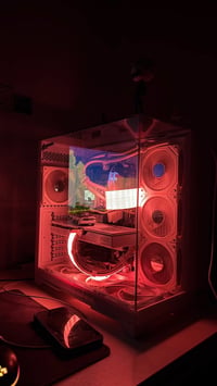 بيسي أبيض • RTX 5070 • معالج 9600X