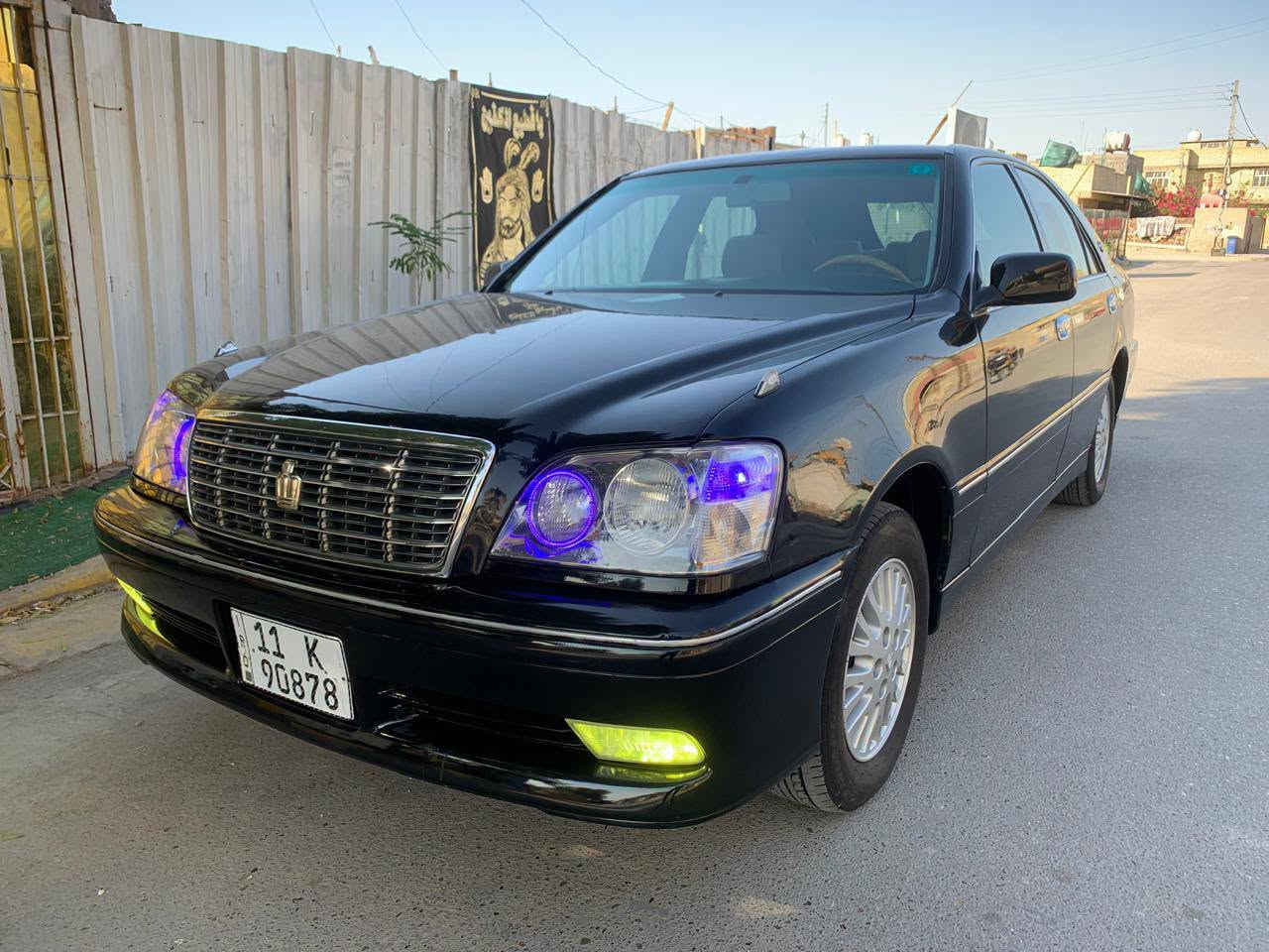 السلام عليكم للبيع او المراوس
كراون (جنون) موديل 1999 السياره مكفوله من الضربه والكص والنقل جثه والعيب الشرعي مصبوغه عام بدون دواخل مكينه D4 الجبيره مكينه وكير كفاله حداديتهه جديده تبريد امامي وخلفي ثلج ❄️ كشنات اماميه كهرباء مري كهرباء+شفط شاشه جبيره رقم بغداد الدولي بسمنه تحويل مباشر تخم تاير جديد داخلهه جديد جام أوتو لايت زينون أصلي ويلكب أصلي 
مكان السياره بغداد حي اور 
السعر اتصل عل رقم او تجي واتساب وعيوني الك 
الاستفسار ***********سجاد

