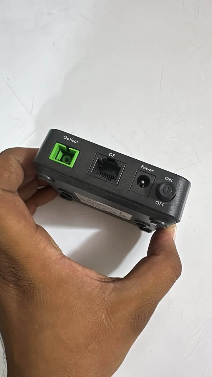للتواصل واتساب ***********
توصيل لكل المحافظات

نص مكتوب في الصور:
- متوفر 10 قطع
- متوفر 15 قطعه
- متوفر 50 قطعه
- متوفر قطعتين