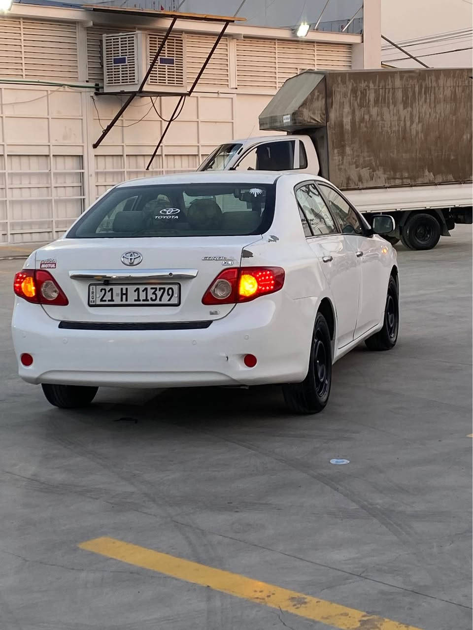 بیکاشۆ 2008 مەکینە گەورە 
گێر ، مەکینە ، تەبریت ، بە شەرت 
ئاوێنە کارەبای ، چوار جام کارەبای ..
تەعدیل سورعەت ، فۆلیۆم ،ئاوێنە شەفت 
نموونە لە جوانی دینارێک مەسروفی نیە 
هیچ لێدانێکی نیە بەشەرت
تەنها دوو نیو چاملغی بۆیاغە سبوغی هەلداوە بۆیە 
تەنها 99$ مجالێک 
*********** أربيل, العراق
