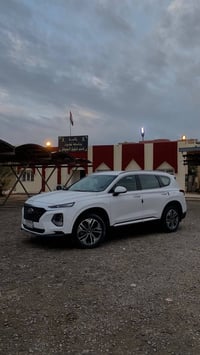 للبيع او مراوس  2019  بدون صبغ وتبديل بيها رصعتين بالصندوك و وحده بالب...