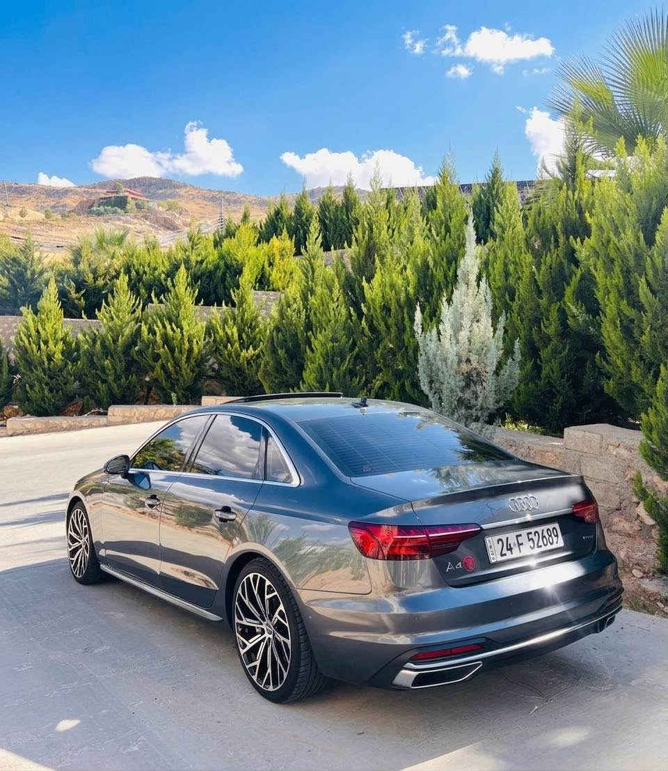 Audi A4 2023 Sline Quattro mild hybrid 
 محرك ٢٠ توربو صندوق و نص بابين كارت و تعديل بدون دواخل .بجم كبس،و خلفي كبس ،ارباك بس دكمة طاگ،٤٢٠٠٠ مايل ماشية،مواصفات فول فول،  موجود بدهوك *********** سعر 188$ رقم و سنوي جديد خمس كاميرا و رادار امامي و خلفي و جانبي بصمة و سلايت و شحن وايرلس  كوشن جلد و خزن و امامي و خلفي هيتر و ستيرن هيتر وبعد هواية دهوك, العراق
