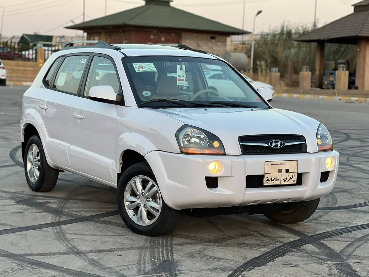 للبيع توكسون...***********... اوتوماتيك سيارة فول موديل 2009 محرك 6 كير ومحرك مامفتوح سبير مانازل سيارة ع بلاد كل جسمها بدون ظربة بدون صبغ شرط رقم سليمانية شرط التحويل وكالة سعرها 118 وبي مجال... مكانها كركوك
