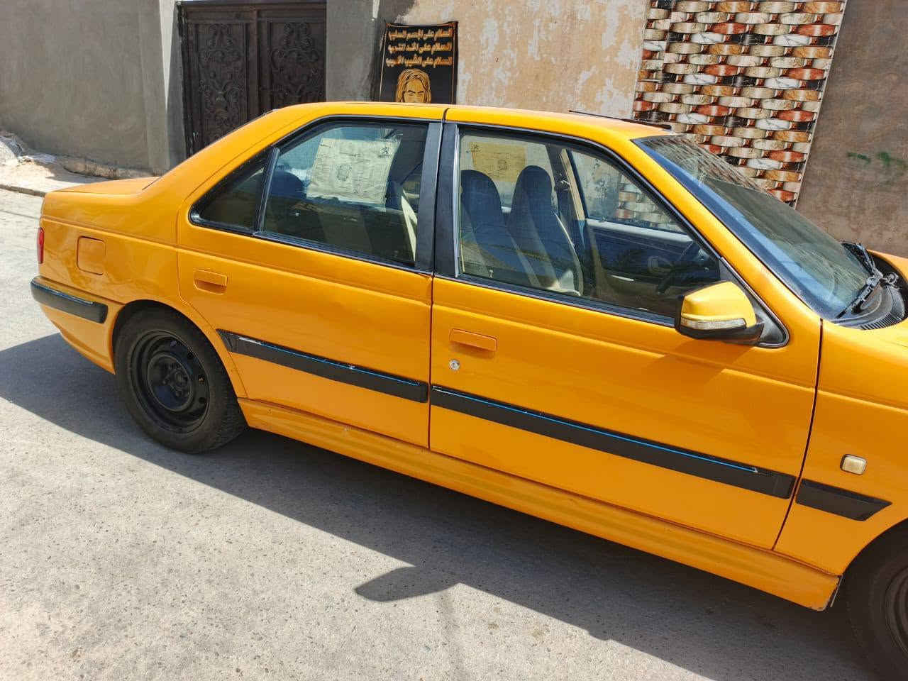 بيجو 18 مكينه وكور جديد حداديه جديد وكير خير من الله بيها صبغات بصيطه وقطعتين تبديل بسمي هيه وغرامات مصفره تخم تاير رقم مسطره السعر50وبيها مجال غاز بنزين منضومه زنون ملاحظه منضومه الغاز عوزها إدامه والقطع المبدلات موجوده عنوانها الديوانية ***********سنويه لحد2030
