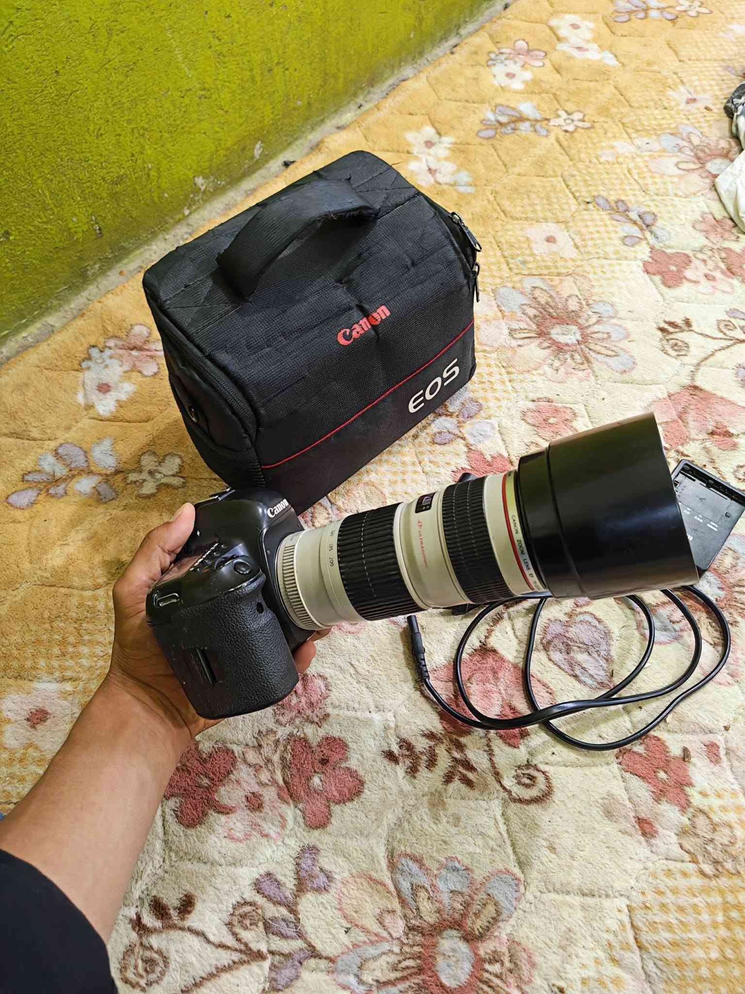 كانون 5D مارك 4 • عدسة ٧٠-٢٠٠ فتحة ٤ • نظافة ٩٠٪