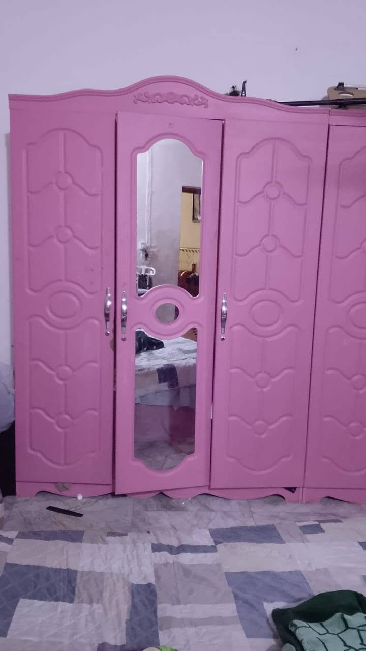 تخم ٢٥٠ • جهاز ليزر ٩٠٠ ضربة • مكنسة غسل ٣٠