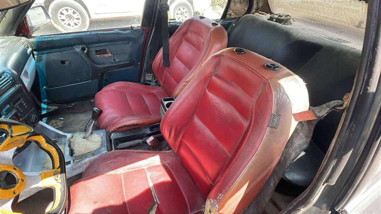 سلام عليكم شباب بيم زعره330 رقم كربلاء نكليز مداور ثاني يوم بيه مكينه ونجي تخبل مكفوله كير عادي سياره شوفت عينك عوزه صبغ لونه جارد وعوزه طوبه مال التاير الايمن لاحمه بيدي سياره ويلاته جدد تايراته جدد حداديه نص عمر مكان السياره كربلاء رايده 23وبيه مجال ولي ما يشتري لا ايراسل رجاً  ***********
