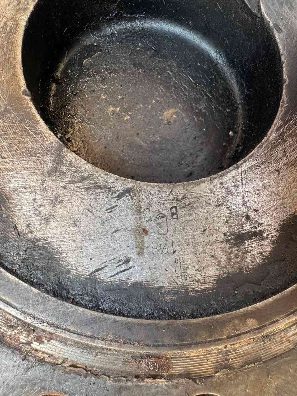 لبيع***********
