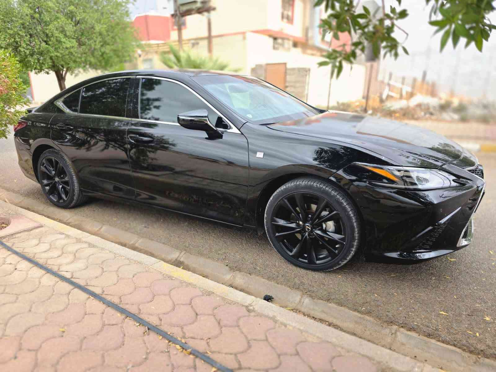 لكزس ES350 • ٢٠٢٤ • مرقم