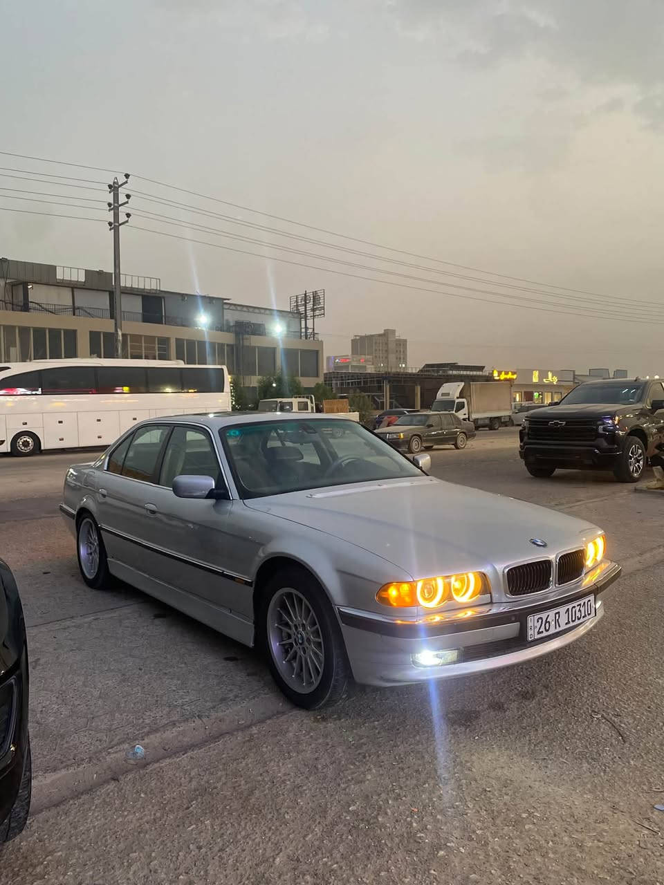 ٧٤٠i V8 • ١٩٩٦ • رقم صلاح الدين