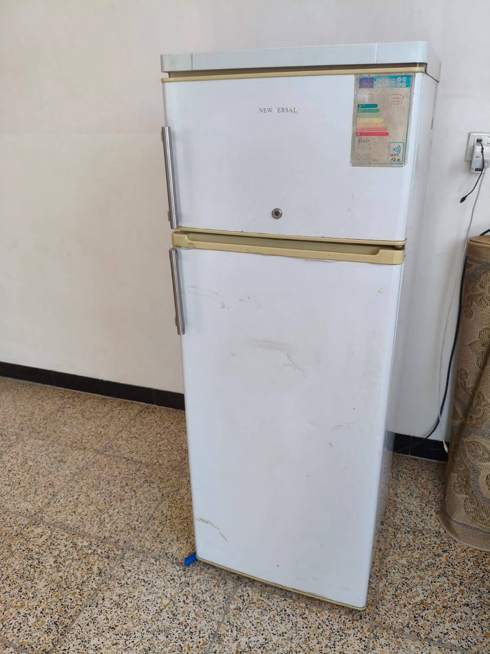 ثلاجة للبيع استفسار خاص مابيهة اي عطل مكان بغداد
او واتساب ‏‪***********‬‏
