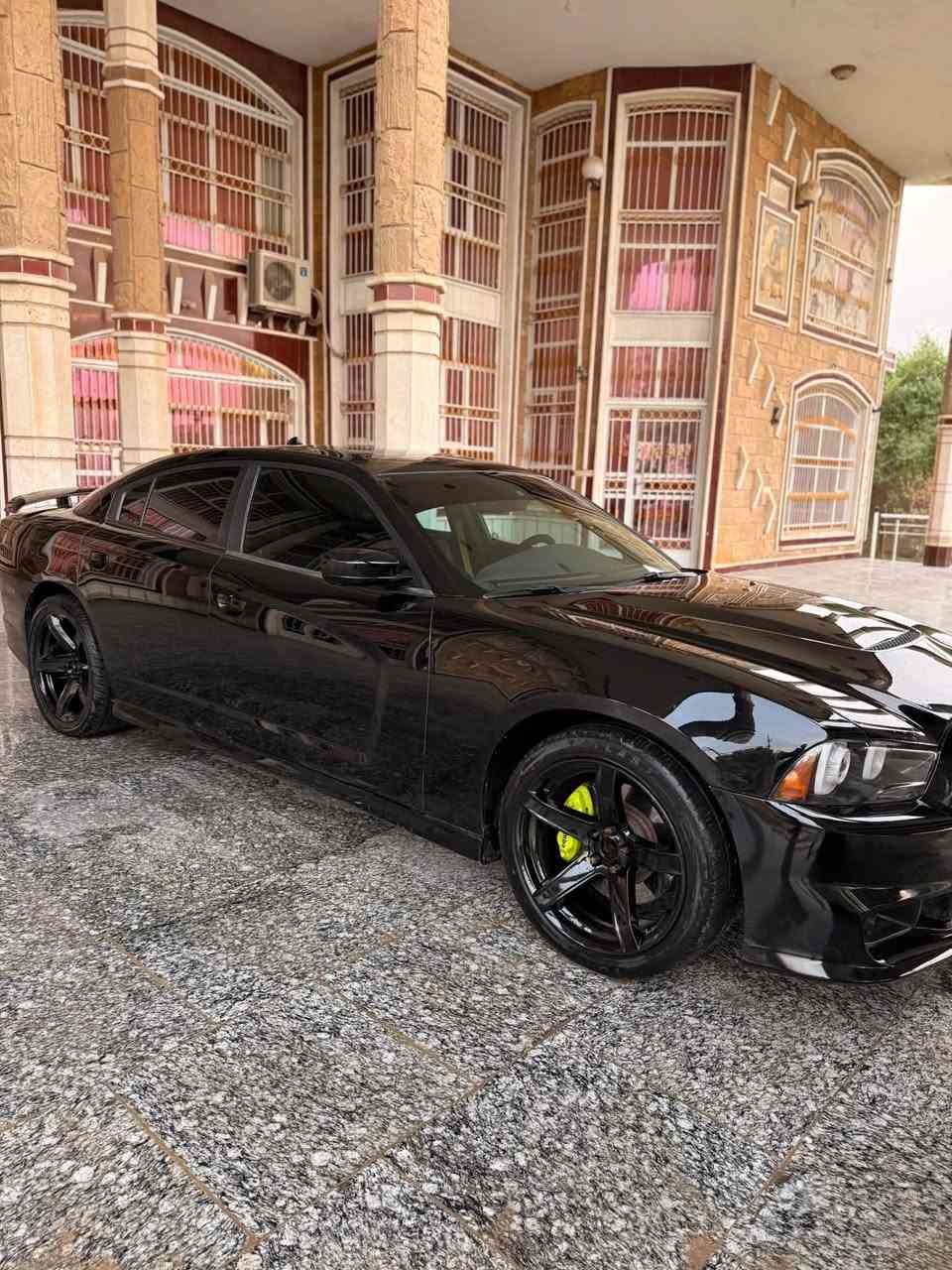 تشارجر SRT • ٢٠١٤ • ٩٩٠٠٠ ميل