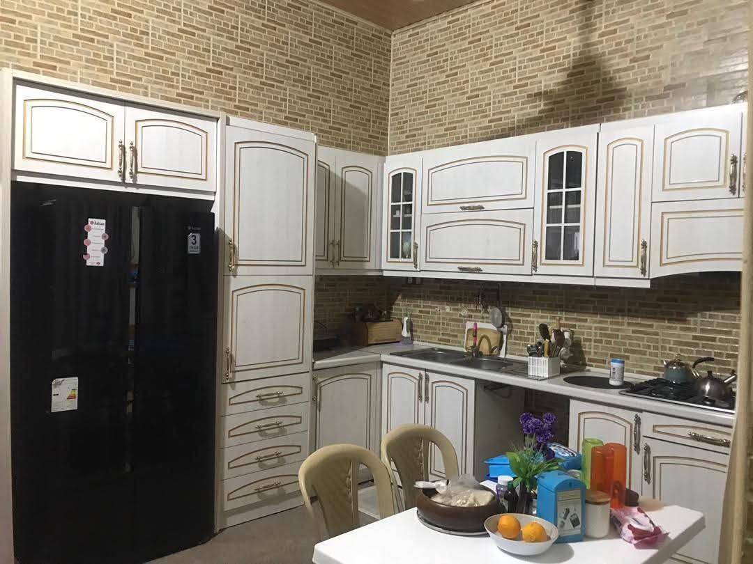 🏡 بيت للبيع – المشتل | بناء كونكريت نظيف

📍 الموقع: المشتل
📐 المساحة: 157 م²
📏 الواجهة: 9 أمتار
🏗️ البناء: كونكريت – طابقين
📅 سنة البناء: 2011

🔹 الطابق الأرضي:
• غرفة
• صالة
• مطبخ
• استقبال
• صحيات داخلية وخارجية

🔹 الطابق الثاني:
• 3 غرف
• صالة

📞 للاستفسار والتفاصيل: ***********

🏢 مكتب آل شبر للعقار
📜 مجاز رسميًا من غرفة التجارة العراقية – إجازة رقم 1317
⚖️ نعمل وفق الأصول القانونية وتعليمات النافذة
🤝 مهنية وشفافية وحفظ حقوق جميع الأطراف

📍 زورو مكتبنا: الشوملي – قرب المربعة – مقابل مدرسة الحسن المجتبى الأهلية

عقارك أمانة، واختيارك يستحق الثقة.
