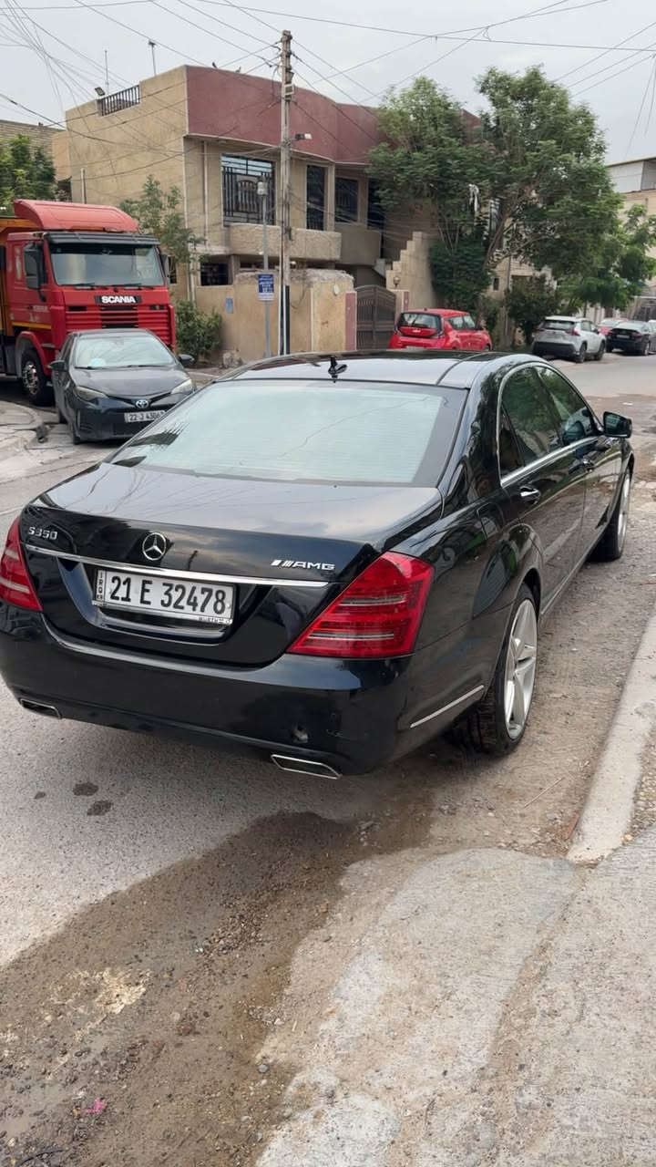 مرسيدس 35s موديل 2011 باب طويل للبيع محرك v6 كت AMG
فول مواصفات 

السقف / بانوراما

محرك ابو الخراطيم 

حساس امامي خلفي 

خمس بردات

ابواب وجنطة شفط

ناظور ليلي 

لايت داينمك

كشنات تدفئة تبريد 

خمس تجاوي 

كشنات الخلفية منفصله وكهرباء 

العداد 129كم 
الرقم سليمانية بأسمي تريد تحويل تريد وكالة 

السعر 19000$ ارخص مرسيدس بهذا الموديل والمواصفات لان مستعجل عالبيع وبالعافية عالياخذها

***********
