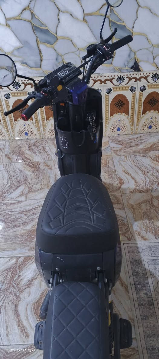 السلام عليكم دراجة 25بطاريات 2جدت 3مستعملات بحالة جيدة الدراجة كاملة من كلشي السعر325 العنوان بصرة حي الكفائات***********
