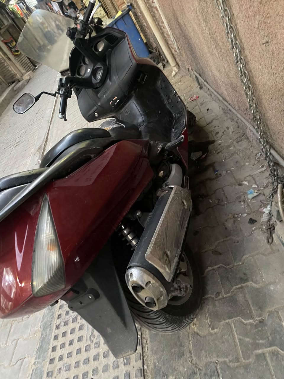 سلفر ونج اوفر 400 مكينه مكفوله دراجه مصبوغه جمالية 

بيها ملاحظات بسيطه بالكفرات 

السعر 13$ بيها مجال المكان بغداد الكفاح 
***********
