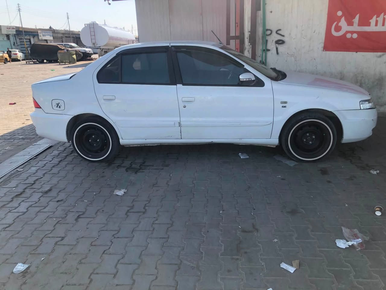 سمند سورن 11 خط واحد بلادي
كير مكينه خير من الله 
تخم تاير جديد 
حداديه خلفي امامي جديده 
تبريد ثلج 
رقم واسط نكليزي تحويل ثاني يوم 
السياره جاهزه خير من الله 
السعر 38 
***********

