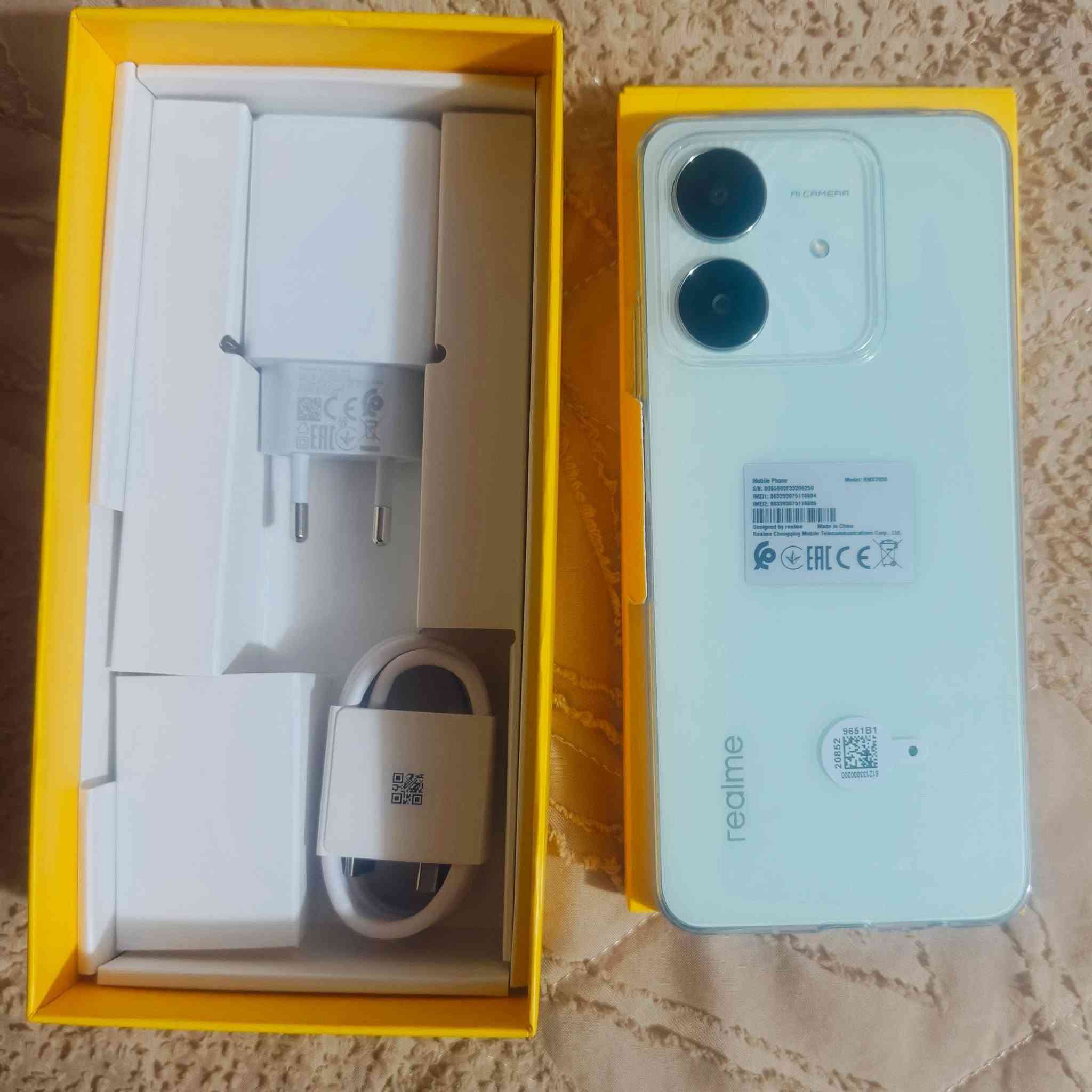Realme not 60x للبيع
للبيع جهاز ريلمي نوت 60x جديد بالكارتون فقط فتحتو خليت لزكه شاشه لامشحون ولا مخلي سيم كارت ذاكره 64 رام 3-4 بطاريه  5000 ملي أمبير 
السعر 140 وبي شويه مجال.. 
***********
