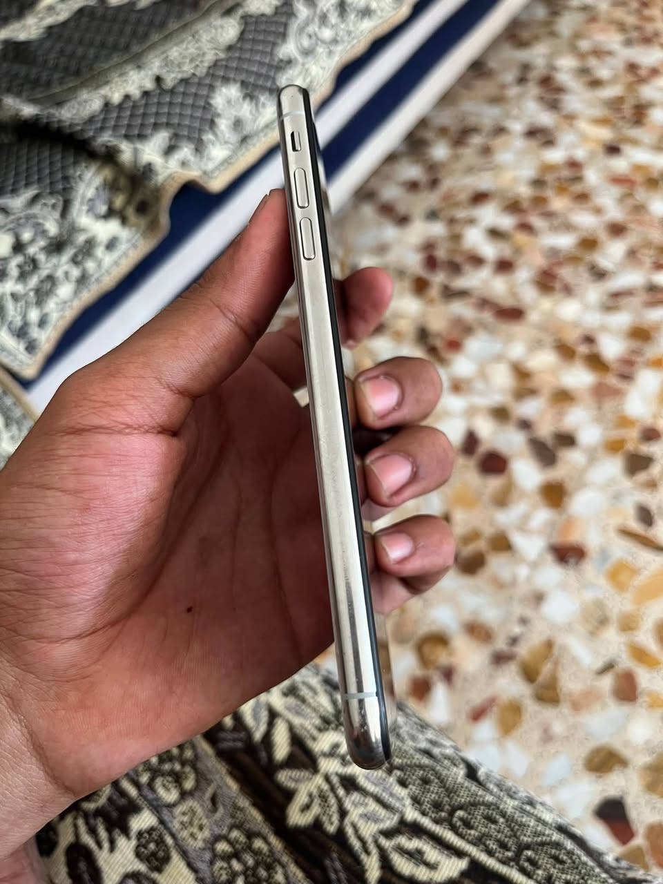 اكس ماكس مكفول من كلشي فقط ضهر مفطور
256 بطاريه 79 بلاديـه 
نضيف الجهاز ولا شخط 185 قفله بدون عمله 
ما يعجبك السعر اعبر المنشور 
مكاني بابل محاويل 
***********

نص مكتوب في الصور:
- ٤:٥٣
- حول
- القطع والخدمة
- تجمع Apple سجل تاريخ القطع والخدمة، ويعرض السجل معلومات عن هذا الـ iPhone وحالته وتفاصيل إصلاحه.
- معرفة المزيد...
- سجل تاريخ الخدمة
- البطارية
- الخدمة