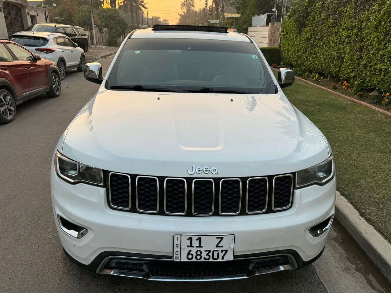 السلام عليكم 
جيب شيروكي للبيع موديل 2020
 سياره فول موصفات بانوراما كشنات جلد نقطه عمياء سياره احله من الصور 
السعر 208 
للاتصال 
***********
