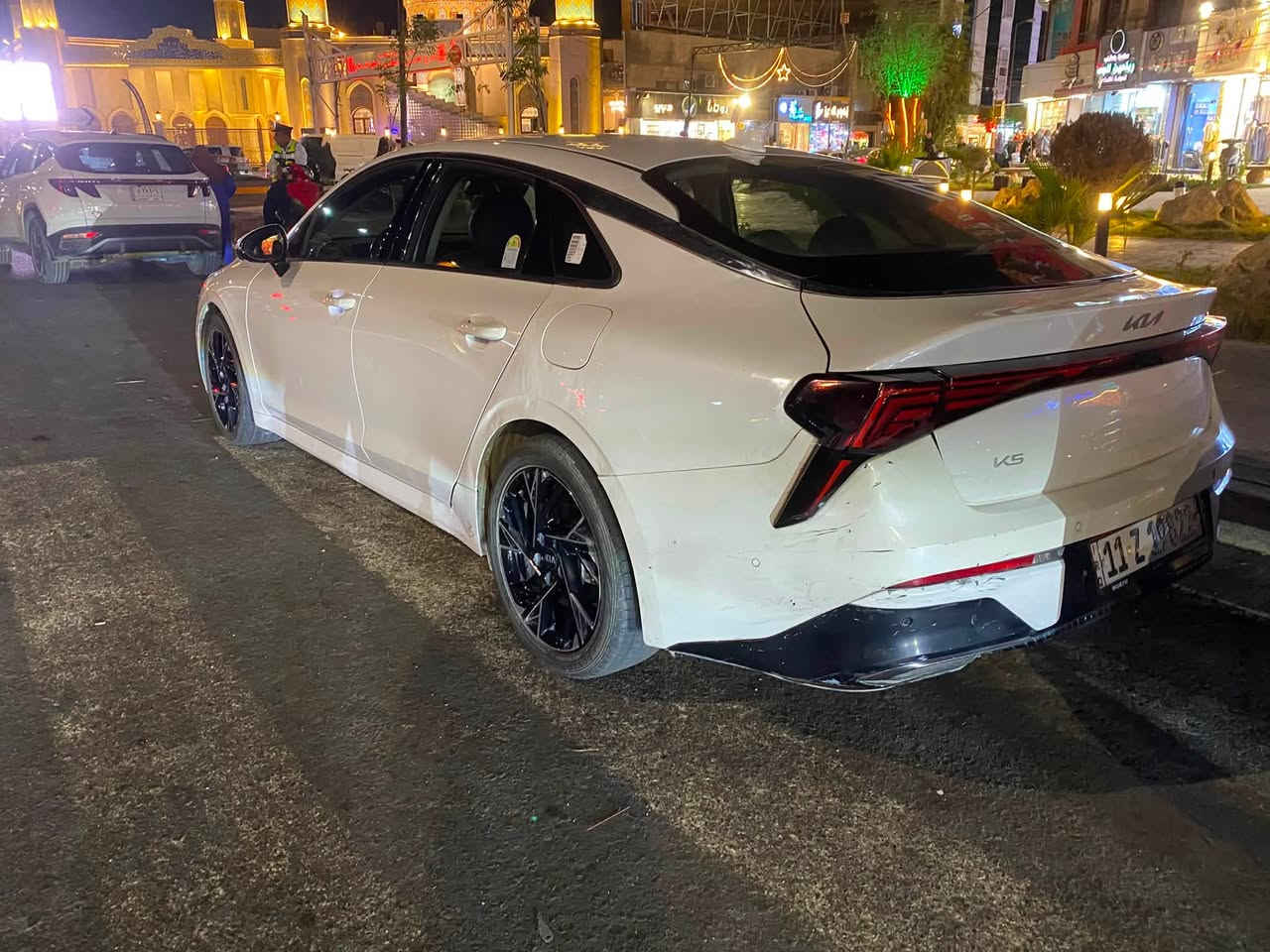 السلام عليكم
سياره k5 للبيع موديل ٢٠٢٥ 
وارد كوري 
محرك ١٦٠٠ تيربو 
فول مواصفات عدا الفتحه 
مري شفط
شاشه كبيره 
كامره ٣٦٠ درجه 
فول حساسات 
رادارات 
كير ماوس 
كشنات تدفئه تبريد سايق + سكن
كشن سائق خزن 
بك لايتات لد 
اربع وضعيات قياده 
داخليه اسود 
بيها اربع قطع تصليح ايدي مو بياع شراي 
بيع او مراوس ب سورنتو وانطي فرق. 
رقمي خاص ***********
