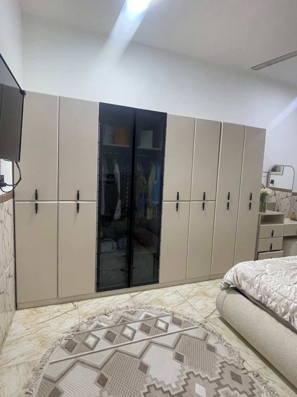 غرفه نوم جديده استخدام شهرين 10 قطع سعر 1600 الرقم ***********
