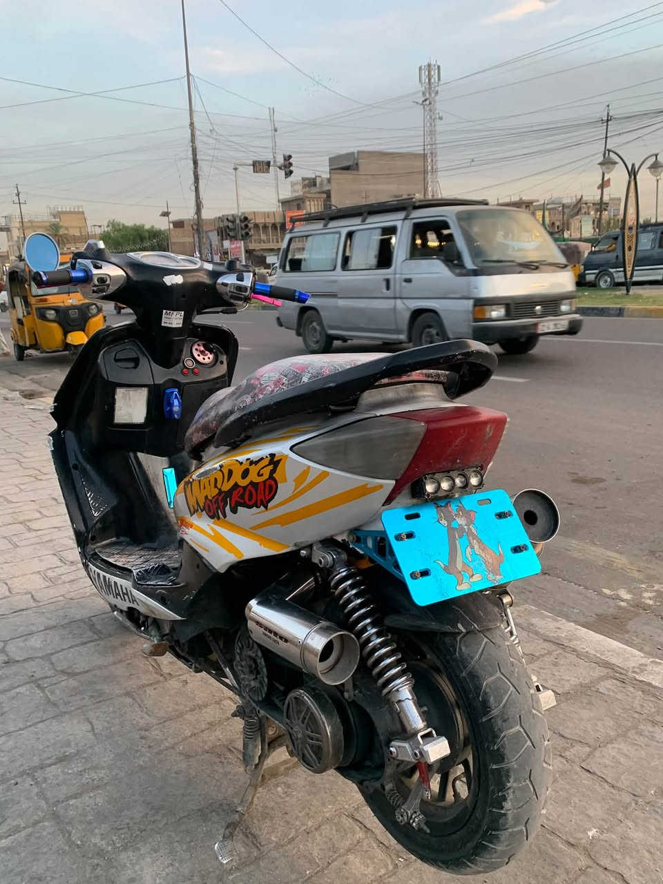 سلام عليكم للبيع دراجه سكنس نثيه مزوده متروسه غراض بيه كور رياضي مشيف وياله كلجات رياضي كفراته رياضي ماكو شي بيه بلادي كلا رياضي دراجه شلعه ومعدل كهربيته كلا شغله 
دراجه يباني ستان حساس سعره 550 بيه مجل حك جيتك مكاني بغداد مدينه اصدر رقمي *********** مو شراي راجان لا طب سولف
