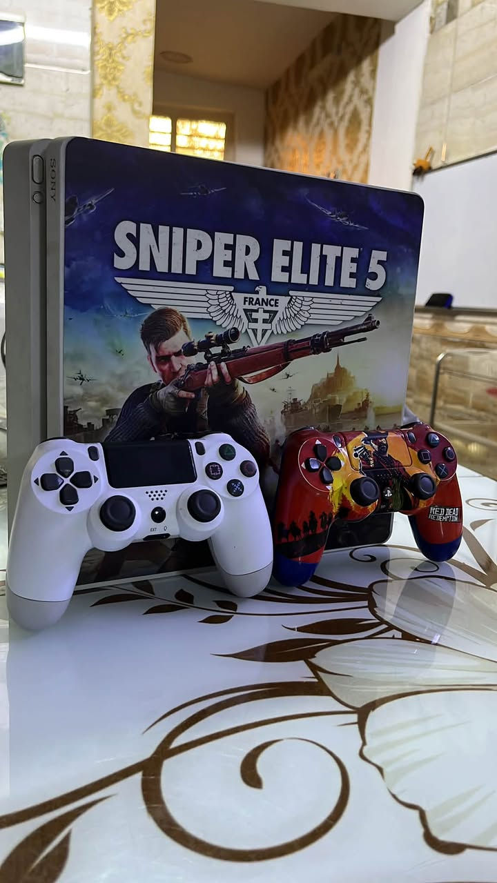 السلام عليكم من رخصة الادمن
جهاز ps4 سلم لوك ستيكر
يجي وياه ملحقاتة 
كيبلاتة + دبل جويستك
+حساب عربي اماراتي يحتوي 75 لعبة
 (حساب شخصي العاب ثابتة ) مو اشتراك ولا حساب مشترك ضمان الحساب مدى الحياة العابة قوية مثل ما موضح بالفيديو بيس 26 وفيفا 26 وغيرها تستلم كامل معلومات الحساب 

سعر الجهاز 240 وبي مجال حگ الجية 

مكاني بغداد _ حي الاعلام 
توصيل ماعندي تتفضل يمي للبيت تفحص الجهاز وتقتنع بي وتاخذة ❤️

متوفر واتساب فقط 
***********
