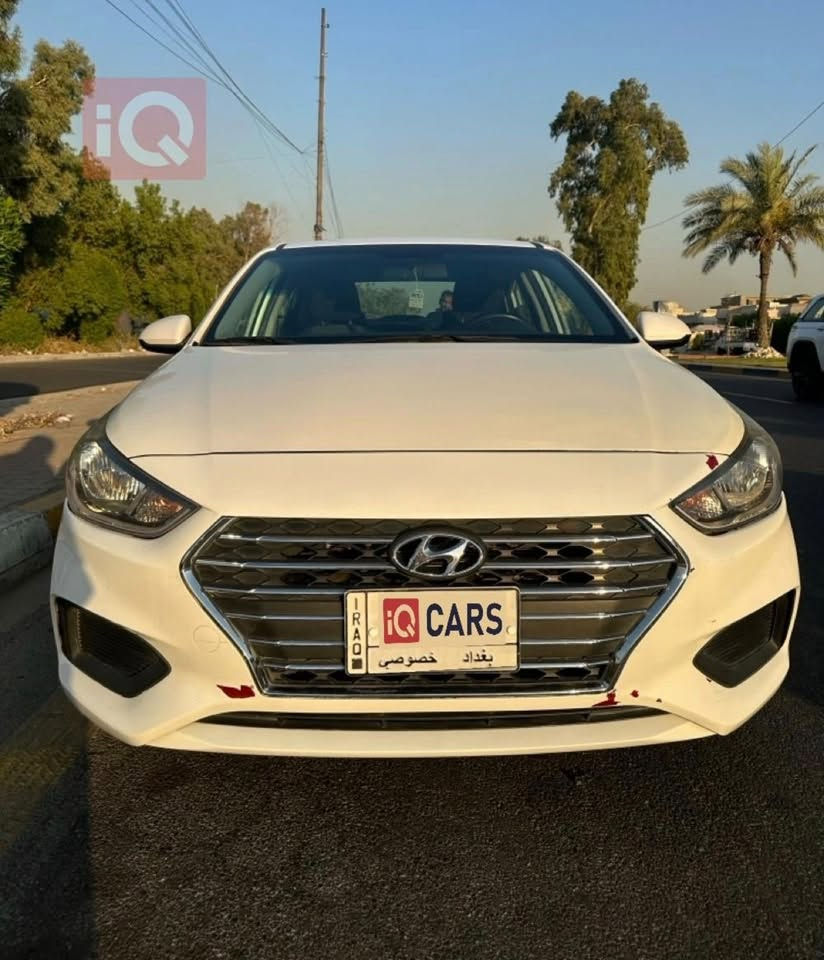 هونداي اكسنت موديل 2019
محرك 1600 
4 سلندر
ماشيه 60 الف
تحكم ستيرن ونوافذ كهربائية
رقم بغداد
لون ابيض
المقاعد قماش
وارد امريكي
ضربه دعاميه 
بسعر 11.200 $وبيها مجال بسيط
***********
