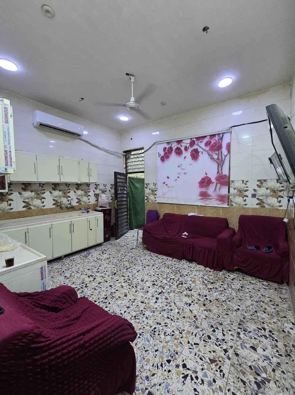 ّ🔴اعلان رقم 168
مطلوب مبادره
#حي_الجامعه_قرب_مجمع__فدك_بناء_حديث
المساحه 200 متر 
الوجه 10
النزال 20
عرض الشارع 10

🛑 ط1 
غرفتين وم ،صاله ،استقبال ،مطبخ بارد ، مجموعه عدد 2 

السعر : علق (تم)

 ملاحظه 🛑 مطلوب 34مليون 
التسديد الشهري 183 الف
🍁🍁🍁🍁🍁🍁🍁🍁🍁🍁
للاستفسار او الاتصال على الأرقام التالية
 
المكتب :📞📞   ***********
🍁🍁🍁🍁🍁🍁🍁🍁🍁🍁
عنوان مكتبنا : 🏦#الفلاحية_قرب_صيدلية_كربلاء
