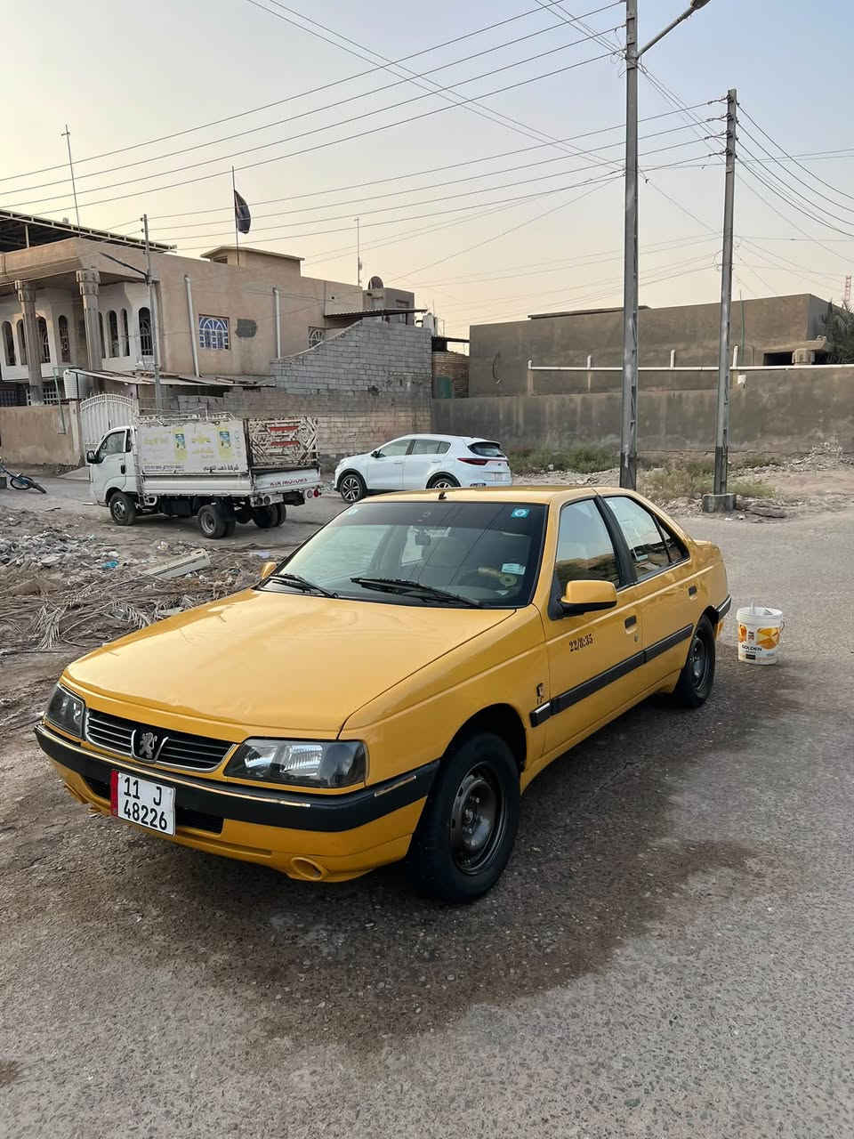 سلام عليكم بيجو  405 سياره جديده كفاله من تبديل وصبغ فقط بيها طخه بل مدكر المامي ع بارد صبغ كد شبر مديل 2016 سياره بسمي رقم جديد سياره كفاله مكينه وكير وحداده وتبريد وتايرات سياره جاهزه العنوان بصره ابو الخصيب هذه رقمي ***********
