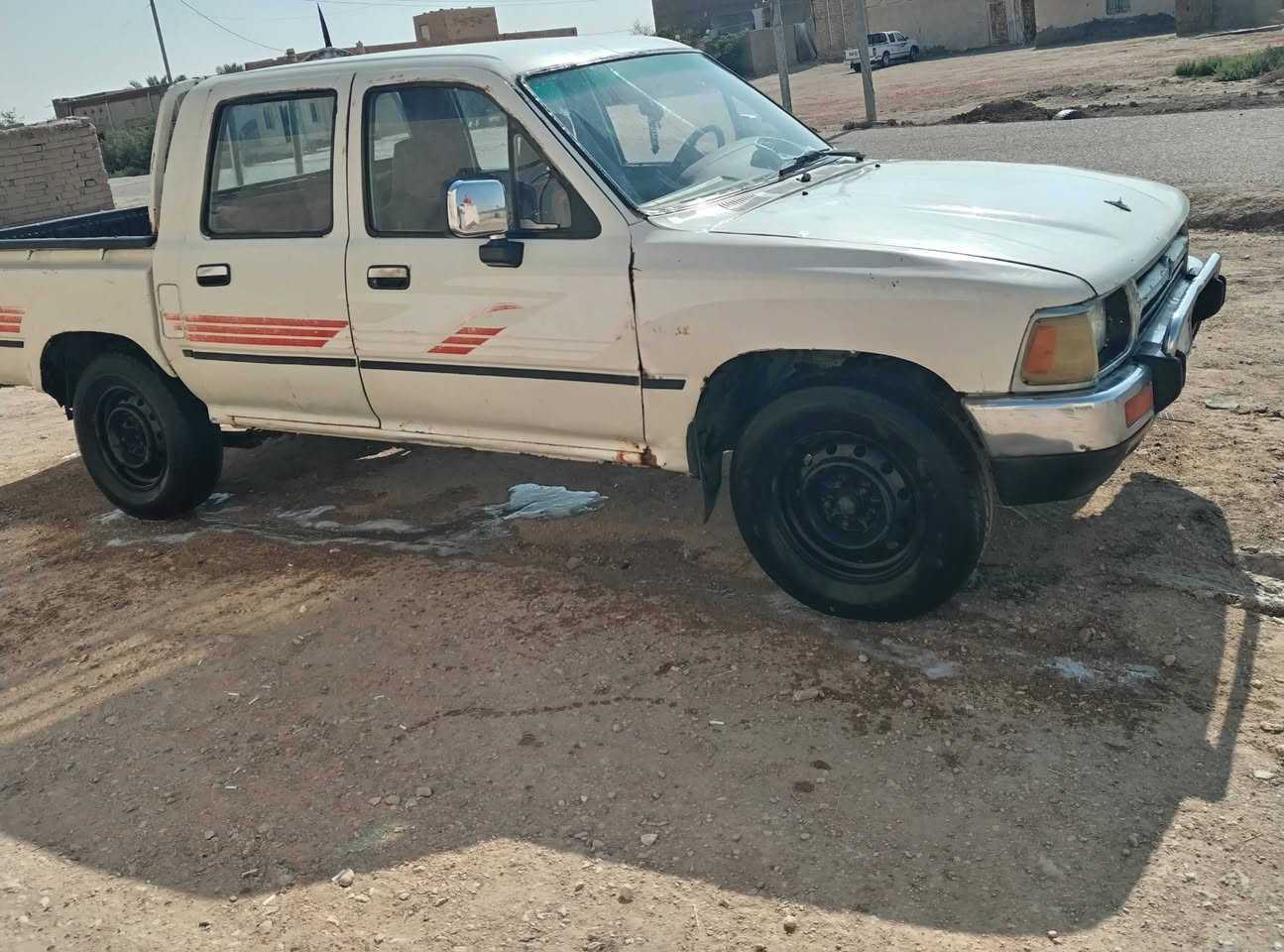 السلام عليكم
بيكم تيوتا موديلها 1997 كفالة كير محرك كروسيده  لاتنقص لا تبخر شاصيها مكفوال 
سنوية منتهيه صارالها سنة بسمه شرط مدور سعرها (50)$ وبيها مجال الشراي
رقم راعيها (***********)📞
