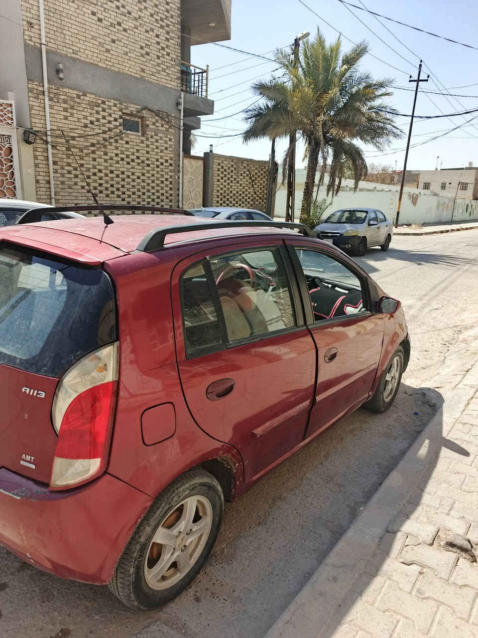 شيري اي ون للبيع سياره منروكه محرك كايم والكير بي خلل رقم كربلاء الماني تشتغل وتمشي وتوكف ابيع كوم حديد فقط مداور  ثاني يوم مدورسعرها 14 وبيها مجال مكا***********
