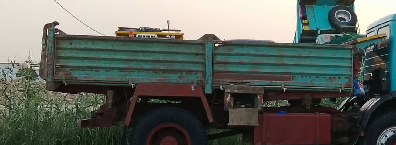 السلام عليكم بدي للبيع دبل شاصي جديد كاعيه جديه جسوره جديد مكان ناصريه  ***********
