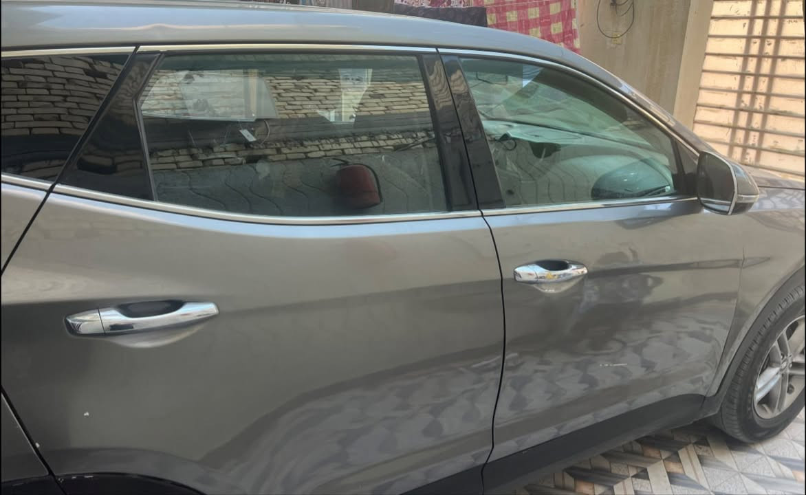 السلام عليكم 
سيارة سنتافي 
مديل ٢٠١٨ وارد امريكي 
مكينه ٢٤٠٠
 السعر ١٢٥ وبيها مجال 
المكان ابي الخصيب 
 رقم التلفون ***********
أي استفسار  وبيه واتساب
