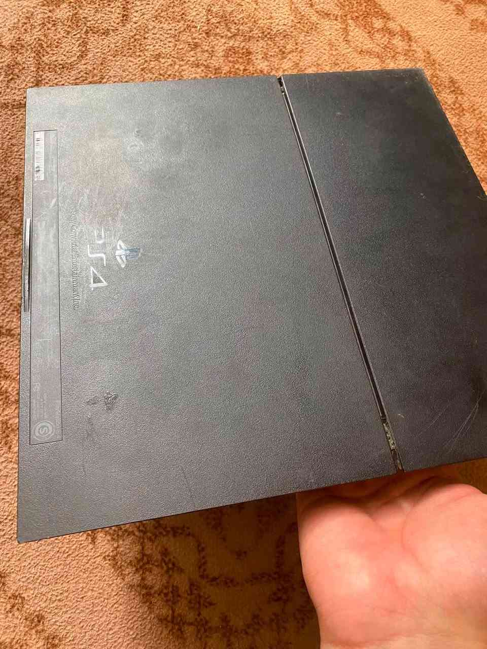السلام عليكم 
بلي 4 مهكر مفتوح مبدل فقط معجون معالج لا غير
يدات ثنين تجاري اصلي
وأربع العاب ( فيفا 26 ، Uncharted 4 , Battlefield V , Call of Duty II)
جهاز نظيف 
قيم وانطي سعر بس بدون ما تكسر بي
ناصرية مركز حي اريدو
***********
