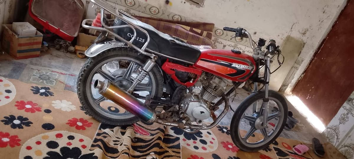 السلام عليكم بارت موديل 21كلك كل نقص ما بيه 
تواير جدد مكينه خير من الله السعر 275وبيه مجال قليل 
المكان قضاء الإصلاح ال خليوي ***********///***********
