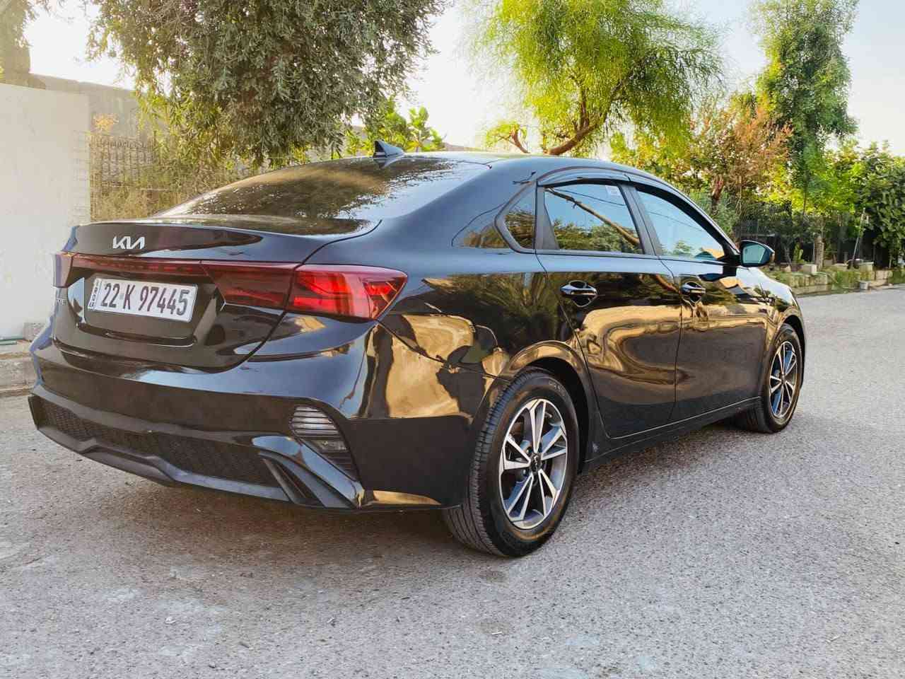 كيا فورتي موديل 2022
مواصفات EX 
تحكمات ستيرن شاشة كبيرة كامرة دوارة تحديد مسار  رادار  امامي 
كير ومحرك وتبريد كلو شرط 
السيارة بدون ارباك بجم كبس
ضرر السيارة جاملغ خلفي يسار 
بالعراق صار بيها شخط بابين اليمين اصبعين وشوية صبغ بالداير الخلفي اليمين
رقم وسنوية كلو جديد 
السعر 128وبيها مجال الطيبين
للاستفسار ***********
