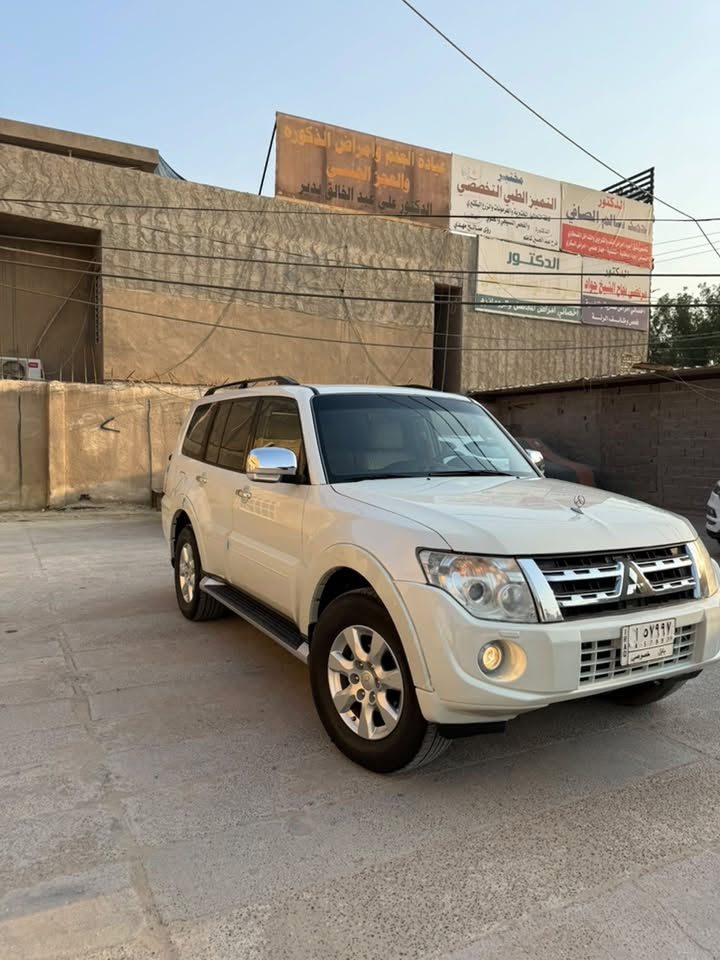 باجيرو 2014 حبتور خليجي ماشية 148 كم فول مواصفات فتحه لايت زنون كشنات جلد دمام خلفي 3قطع تبريد  رقم بابل  قطعتين صبغ دعامية وبنيد سعر155
***********
