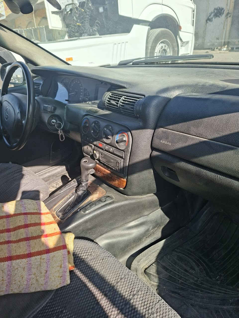 اوبل اوميكابزون موديل١٩٩٤نينوى فحص هزه جديدشرطالتحويل كيرمحرك بطه السعر٣٧وبيه مجال موصل كراج اسودالرافدين ه***********
***********
