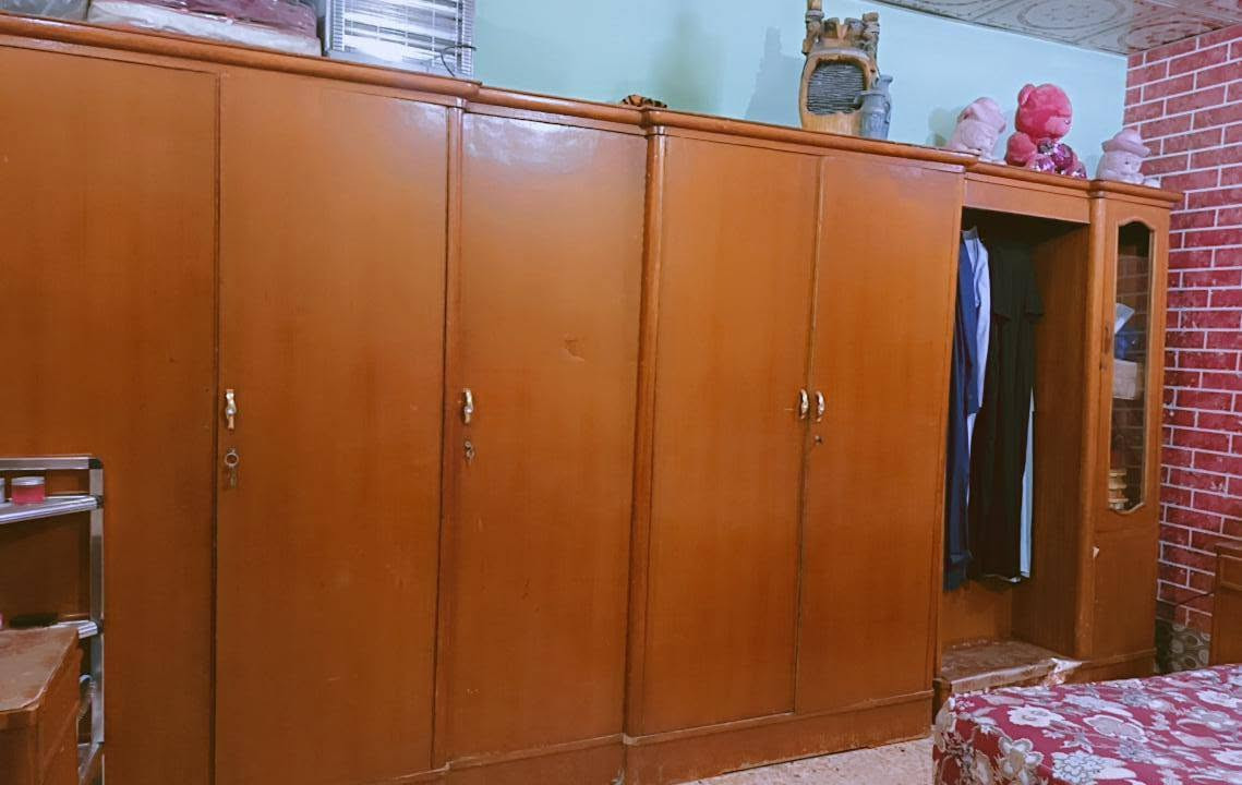 سلام عليكم غرفه للبيع سعرها 400الف كوفه حي 17تموز ***********
