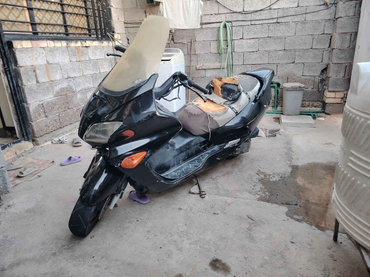السلام عليكم دراجة فورزة 06 ب350 بغداد زعفرانية ***********
