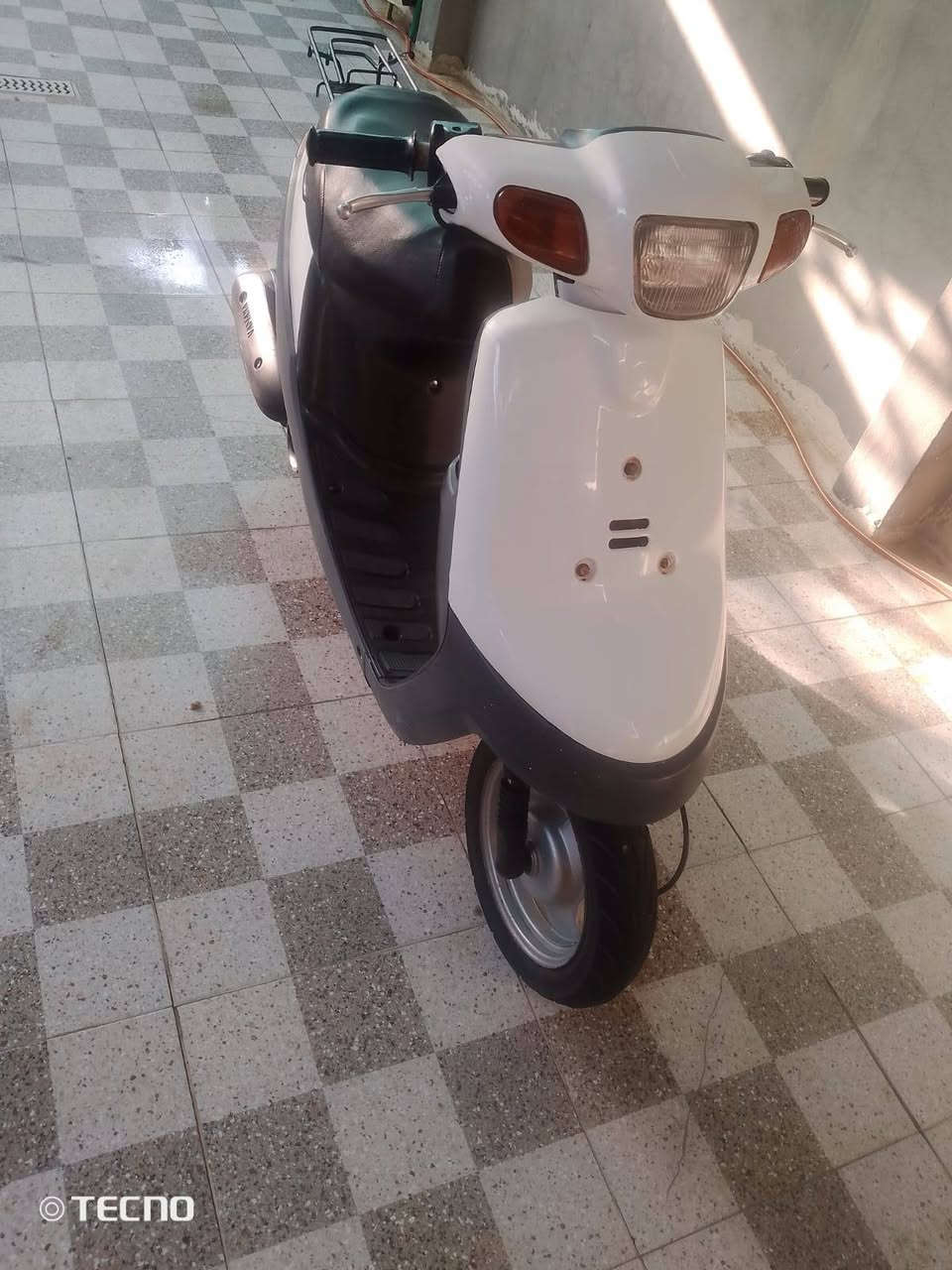 للبيع بطه موديل 2003 السعر
350 رقم صاحب الدراجه 
***********

نص مكتوب في الصور:
- TECNO