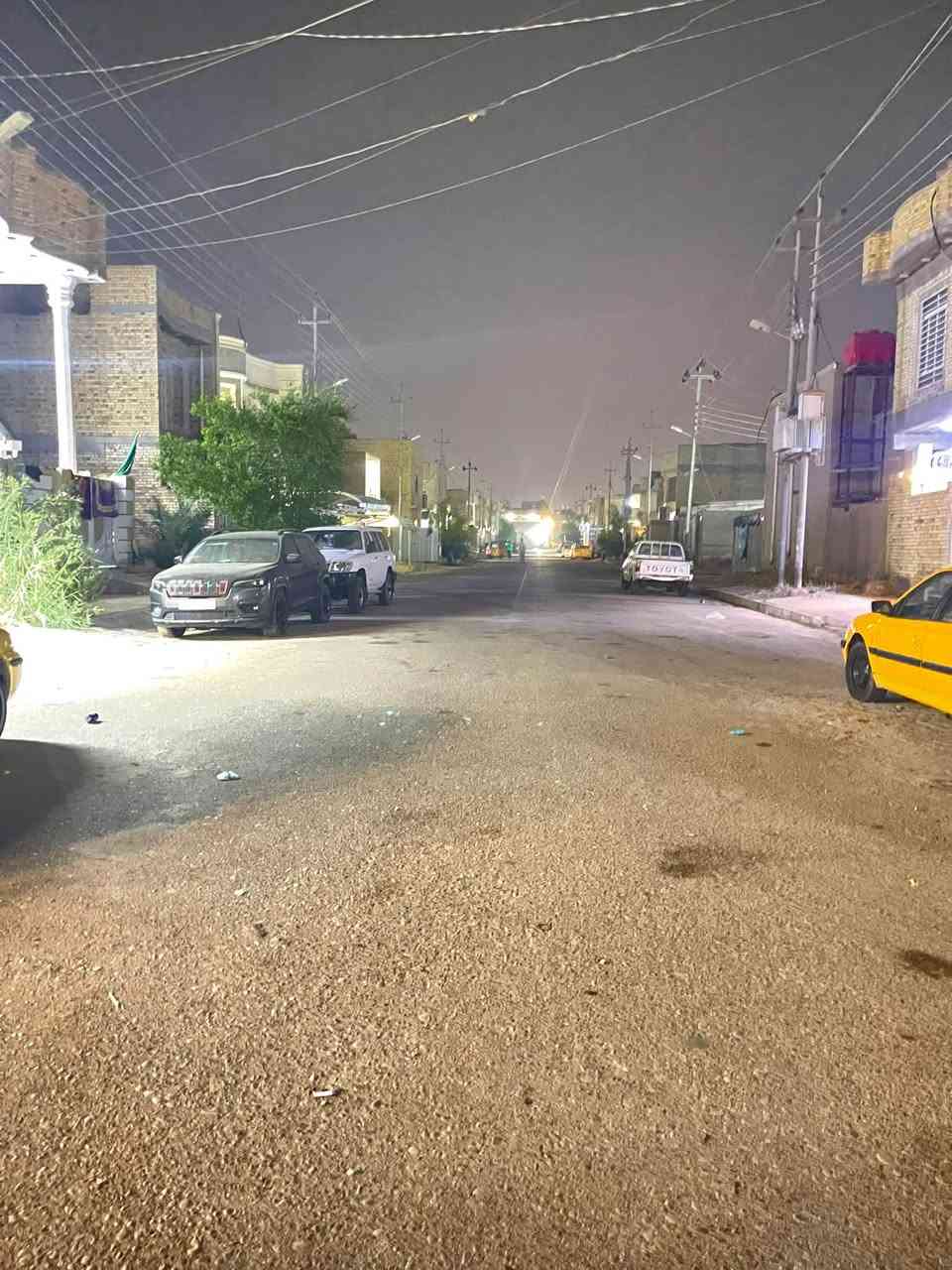 دار للبيع • ٢٠٠م • ٦ غرف