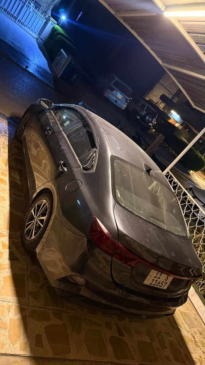 السلام عليكم
للبيع كيا فورتي ٢٠٢٣ 
الممشى ٢٣ الف ميل
الحادث خلفي صندوك وجاملغين
مواصفات ex اعتياديه 
مكينه ٢٠٠٠
السعر ١٢٣ وبيها مجال
للتواصل ***********
