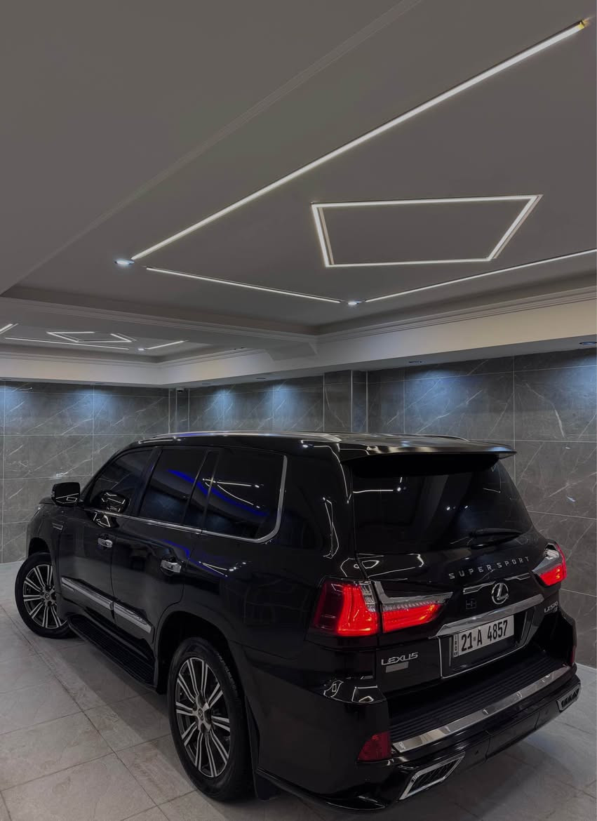 لكزس LX570 • ٢٠١٢ • جلد اصلي