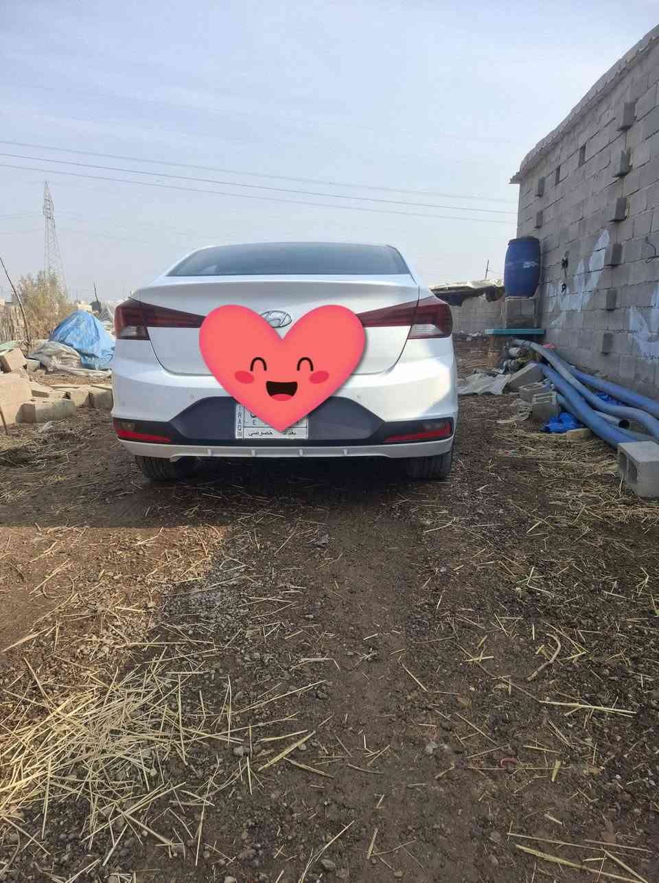 السلام عليكم النتره ٢٠خليجي حره مشروع وطني ماشيه ٧٣ بيها باب وجاملق جهة السايق السعر ١٤٠ فول مواصفات عده لبصمه ***********
