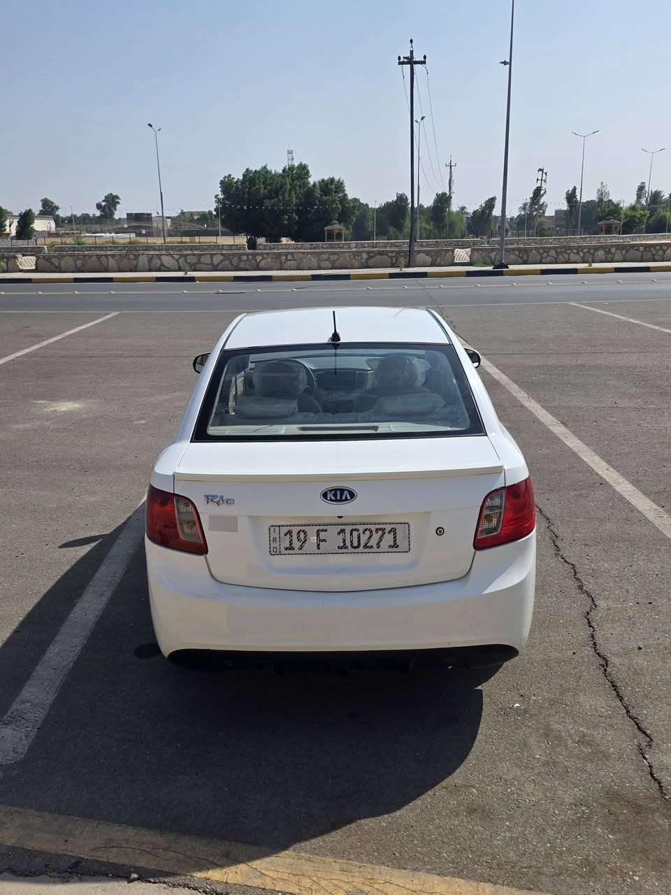 كيه ريو موديل ٢٠١١ رقم كربلاء بأسمي مكفوله كفاله عامه ماعدى صبغ اربع أ...